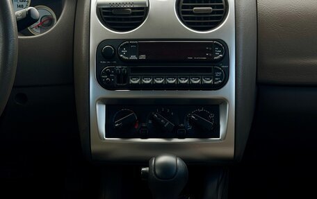 Dodge Stratus II, 2003 год, 650 000 рублей, 15 фотография
