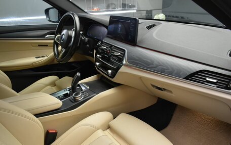 BMW 5 серия, 2021 год, 3 975 000 рублей, 27 фотография