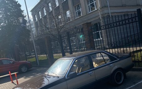 Opel Rekord E, 1984 год, 1 200 000 рублей, 9 фотография