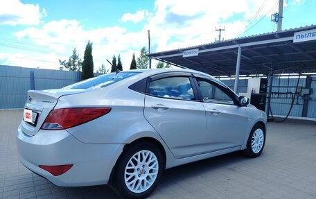 Hyundai Solaris II рестайлинг, 2014 год, 770 000 рублей, 4 фотография