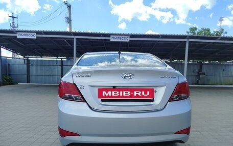 Hyundai Solaris II рестайлинг, 2014 год, 770 000 рублей, 2 фотография