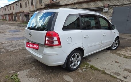 Opel Zafira B, 2013 год, 850 000 рублей, 7 фотография