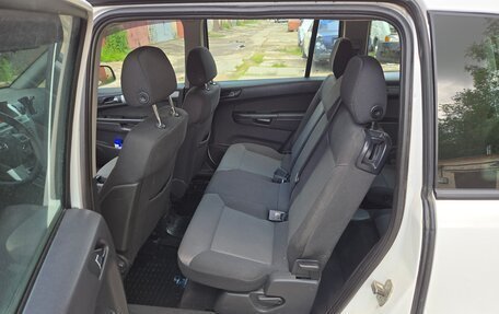 Opel Zafira B, 2013 год, 850 000 рублей, 15 фотография