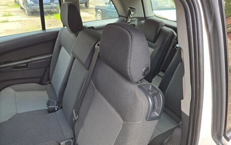 Opel Zafira B, 2013 год, 850 000 рублей, 16 фотография