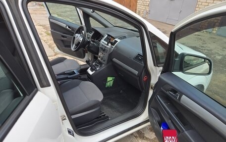 Opel Zafira B, 2013 год, 850 000 рублей, 19 фотография