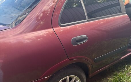 Nissan Almera, 2005 год, 200 000 рублей, 28 фотография