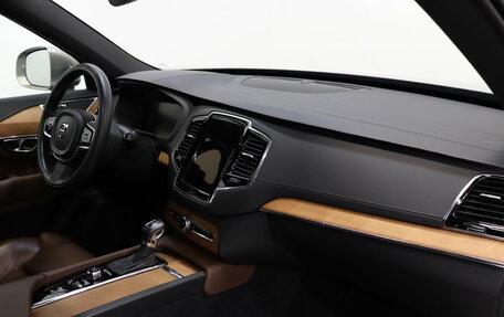 Volvo XC90 II рестайлинг, 2021 год, 4 090 000 рублей, 11 фотография