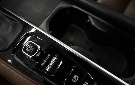 Volvo XC90 II рестайлинг, 2021 год, 4 090 000 рублей, 29 фотография