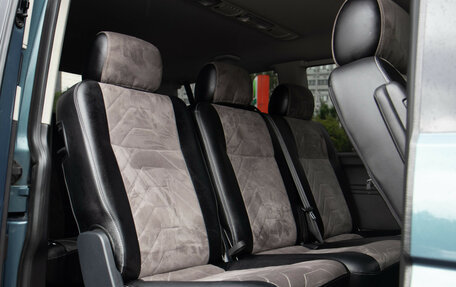 Volkswagen Caravelle T6 рестайлинг, 2018 год, 3 780 000 рублей, 9 фотография
