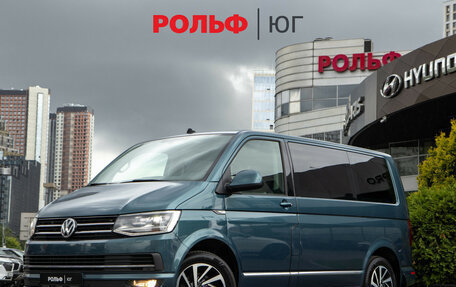 Volkswagen Caravelle T6 рестайлинг, 2018 год, 3 780 000 рублей, 2 фотография