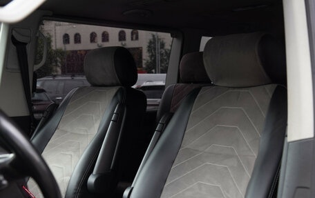 Volkswagen Caravelle T6 рестайлинг, 2018 год, 3 780 000 рублей, 14 фотография