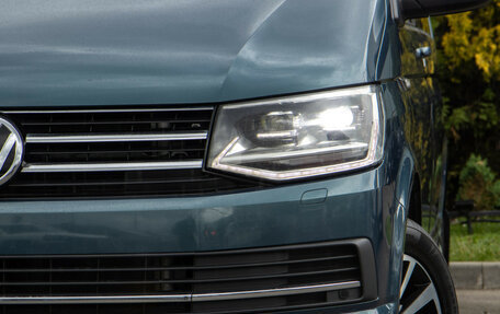 Volkswagen Caravelle T6 рестайлинг, 2018 год, 3 780 000 рублей, 24 фотография