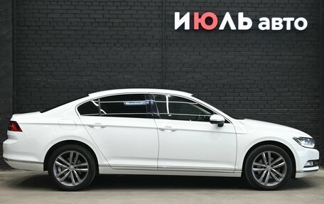 Volkswagen Passat B8 рестайлинг, 2018 год, 1 825 000 рублей, 9 фотография
