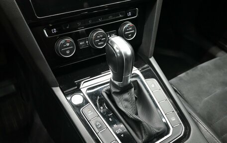 Volkswagen Passat B8 рестайлинг, 2018 год, 1 825 000 рублей, 14 фотография
