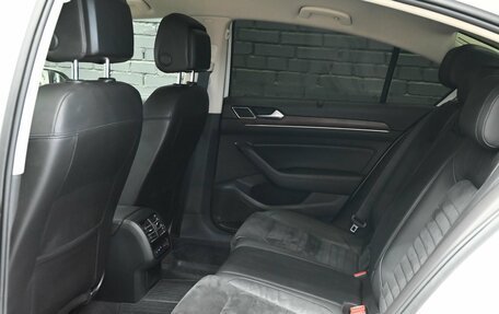 Volkswagen Passat B8 рестайлинг, 2018 год, 1 825 000 рублей, 17 фотография