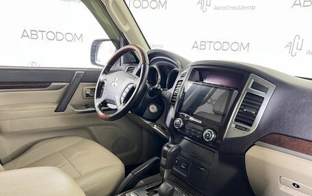 Mitsubishi Pajero IV, 2019 год, 3 447 000 рублей, 10 фотография