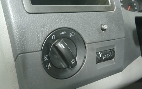 Volkswagen Caravelle T5, 2007 год, 1 105 000 рублей, 1 фотография