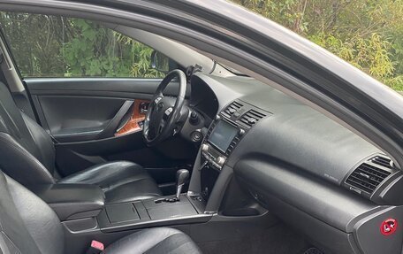 Toyota Camry, 2010 год, 1 100 000 рублей, 5 фотография