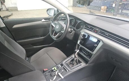 Volkswagen Passat B8 рестайлинг, 2023 год, 2 175 000 рублей, 8 фотография