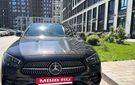 Mercedes-Benz E-Класс, 2020 год, 6 250 000 рублей, 3 фотография