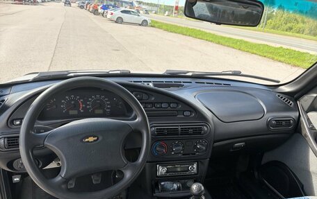 Chevrolet Niva I рестайлинг, 2004 год, 325 000 рублей, 5 фотография