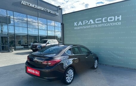Opel Astra J, 2013 год, 730 000 рублей, 2 фотография