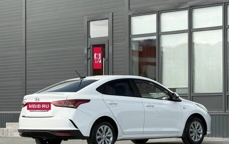 Hyundai Solaris II рестайлинг, 2021 год, 1 220 000 рублей, 10 фотография