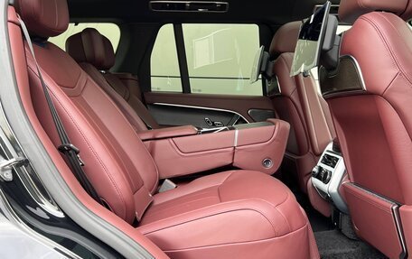 Land Rover Range Rover IV рестайлинг, 2025 год, 28 990 000 рублей, 5 фотография
