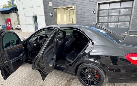 Mercedes-Benz E-Класс, 2011 год, 1 350 000 рублей, 2 фотография