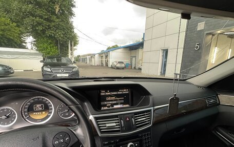 Mercedes-Benz E-Класс, 2011 год, 1 350 000 рублей, 10 фотография