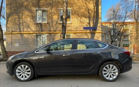 Opel Astra J, 2013 год, 1 190 000 рублей, 2 фотография