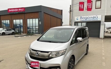 Honda Stepwgn IV, 2015 год, 1 550 000 рублей, 7 фотография