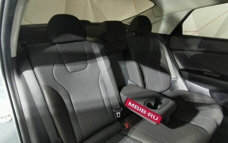 Hyundai Elantra, 2023 год, 1 725 750 рублей, 15 фотография