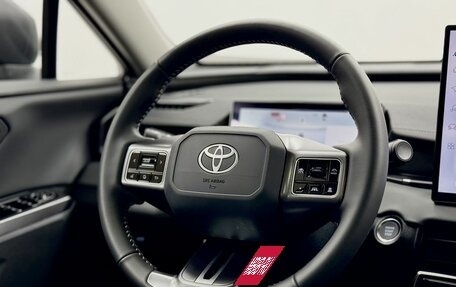 Toyota RAV4, 2026 год, 4 550 000 рублей, 20 фотография