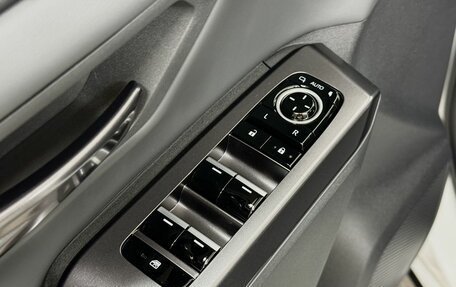 Toyota RAV4, 2026 год, 4 300 000 рублей, 17 фотография