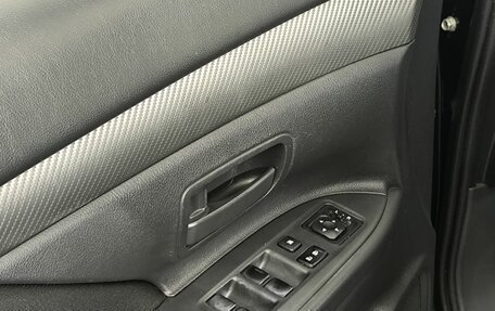 Mitsubishi Outlander III рестайлинг 3, 2013 год, 1 200 000 рублей, 9 фотография