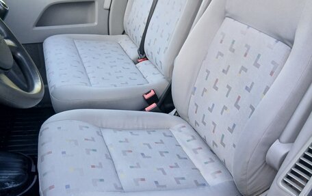 Volkswagen Caravelle T5, 2007 год, 1 105 000 рублей, 5 фотография