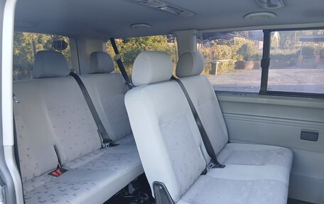 Volkswagen Caravelle T5, 2007 год, 1 105 000 рублей, 12 фотография