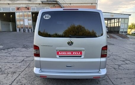 Volkswagen Caravelle T5, 2007 год, 1 105 000 рублей, 28 фотография