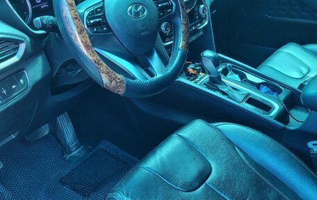 Hyundai Santa Fe IV, 2018 год, 3 000 000 рублей, 3 фотография