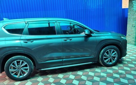 Hyundai Santa Fe IV, 2018 год, 3 000 000 рублей, 2 фотография