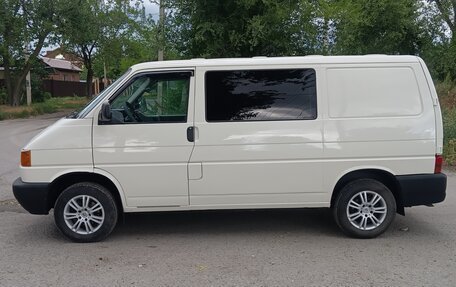 Volkswagen Transporter T4, 2002 год, 1 320 000 рублей, 4 фотография