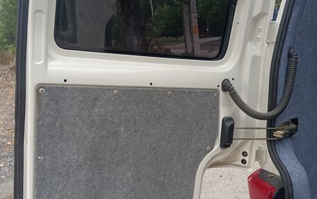 Volkswagen Transporter T4, 2002 год, 1 320 000 рублей, 29 фотография