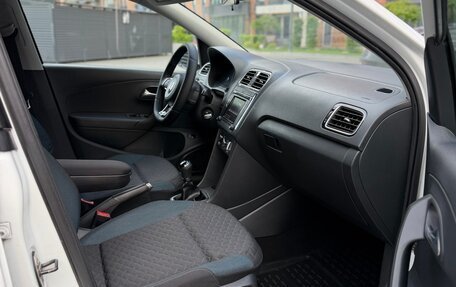 Volkswagen Polo VI (EU Market), 2019 год, 1 050 000 рублей, 26 фотография