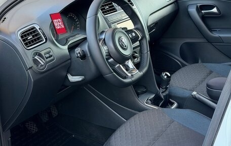 Volkswagen Polo VI (EU Market), 2019 год, 1 050 000 рублей, 19 фотография