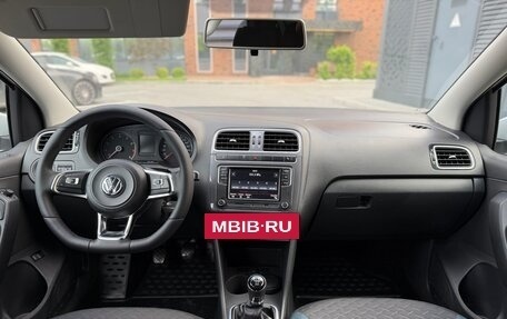Volkswagen Polo VI (EU Market), 2019 год, 1 050 000 рублей, 23 фотография