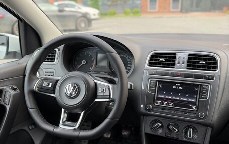 Volkswagen Polo VI (EU Market), 2019 год, 1 050 000 рублей, 27 фотография