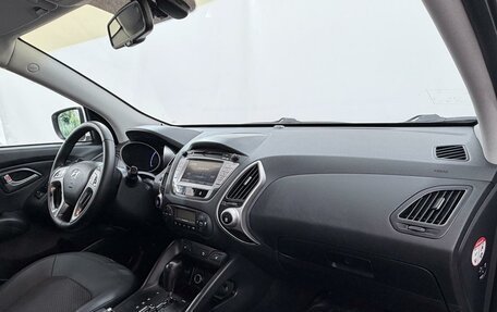 Hyundai ix35 I рестайлинг, 2011 год, 1 350 000 рублей, 10 фотография