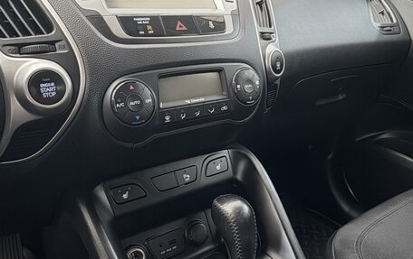 Hyundai ix35 I рестайлинг, 2011 год, 1 350 000 рублей, 20 фотография