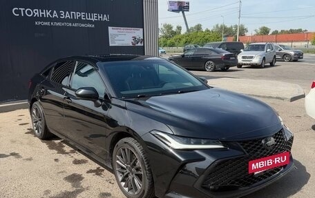 Toyota Avalon, 2023 год, 3 970 000 рублей, 5 фотография